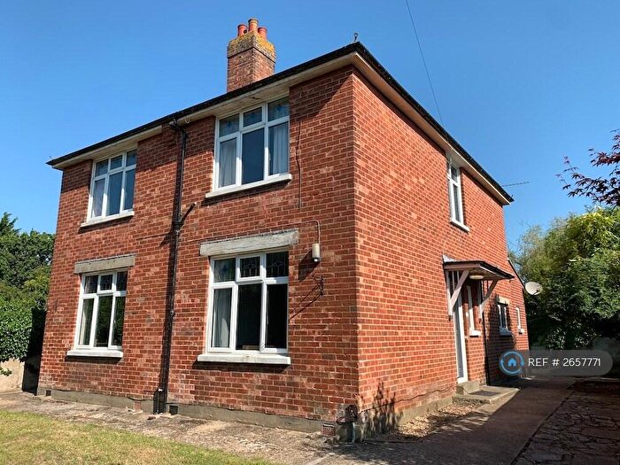 6 Bedroom Detached House To Rent In Cardigan Road, Bournemouth, BH9