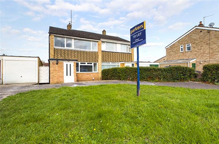 3 Bedroom Semi-Detached House To Rent In Glennon Close, Reading, Berkshire, RG30