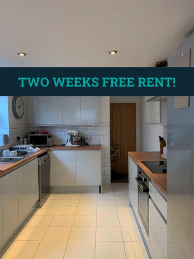 4 Bedroom Private Hall To Rent In Bridge Road, Lancaster, LA1