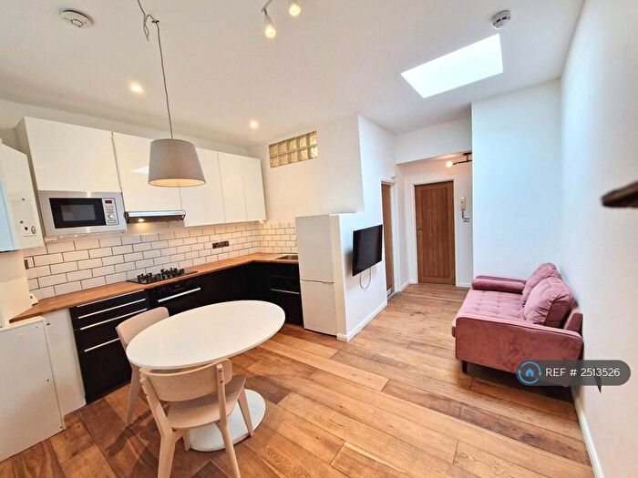 1 Bedroom Flat To Rent In Chatsworth Road, London, E5