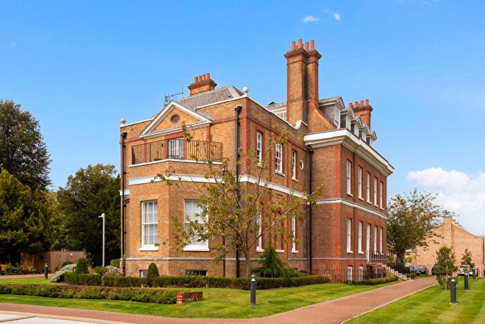 2 Bedroom Character Property For Sale In Chalk Lane, Epsom, KT18