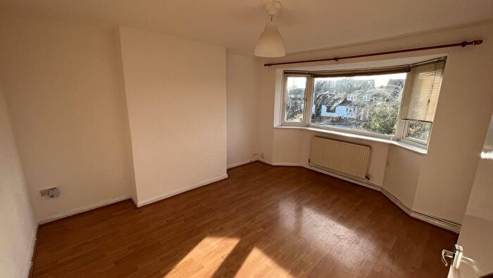 2 Bedroom Maisonette To Rent In The Gardens, Feltham, TW14