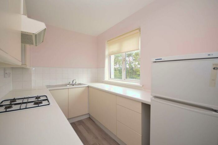 2 Bedroom Flat To Rent In Dunblane Drive, East Kilbride, South Lanarkshire, G74