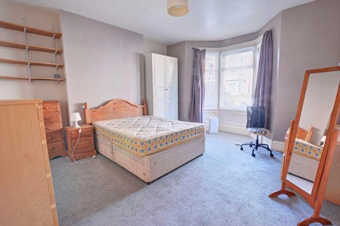 2 Bedroom Flat To Rent In Bayswater Road, Newcastle Upon Tyne, NE2