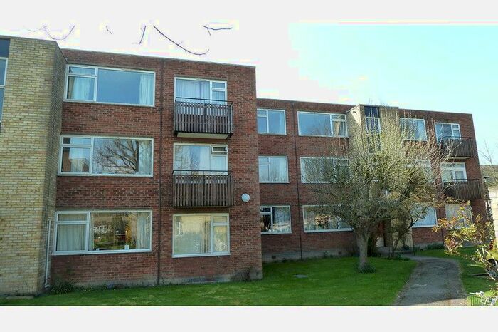 2 Bedroom Flat To Rent In Cambanks, Union Lane, Chesterton, Cambridge, CB4
