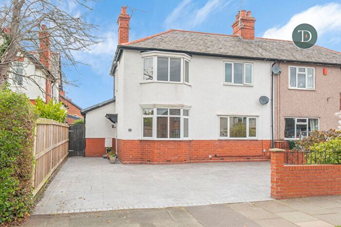 5 Bedroom Semi Detached House For Sale In Hoole Lane, Chester, CH2