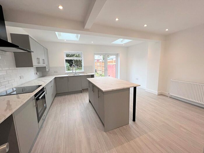 3 Bedroom Terraced House To Rent In Duncroft Avenue, Coundon, Coventry, CV6