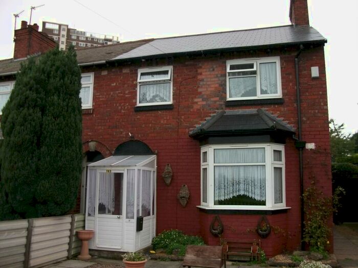 3 Bedroom Semi-Detached House To Rent In Newbury Lane, Oldbury, West Midlands, B69