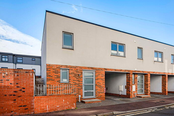 3 Bedroom End Of Terrace House For Sale In Grove Street, Cheltenham, GL50