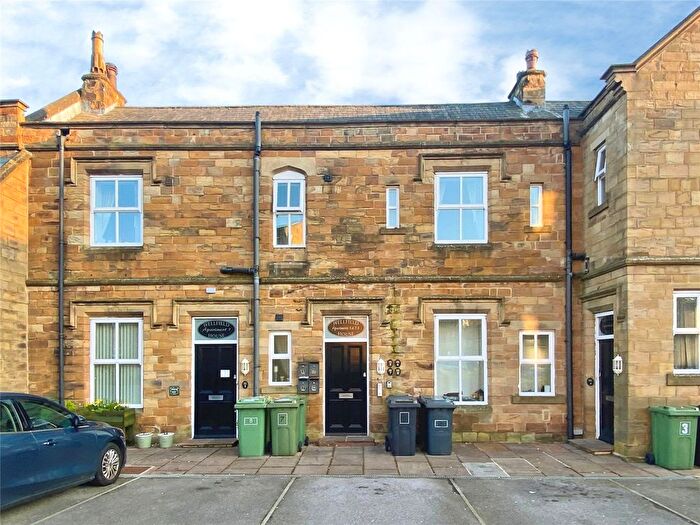 1 Bedroom Flat For Sale In Halifax Road, Dewsbury, WF13