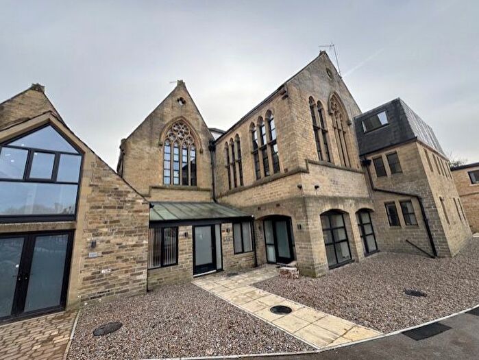 Studio To Rent In Leeds Road, Shipley, BD18