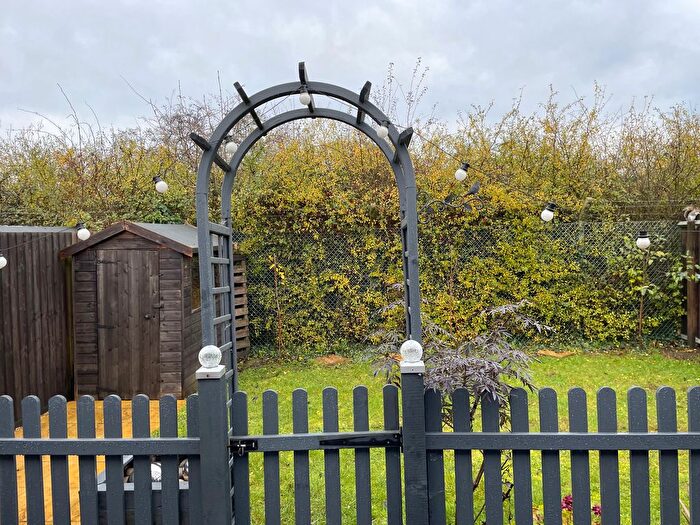 2 Bedroom Semi-Detached Bungalow For Sale In Bridge Road, Desborough, Kettering, NN14