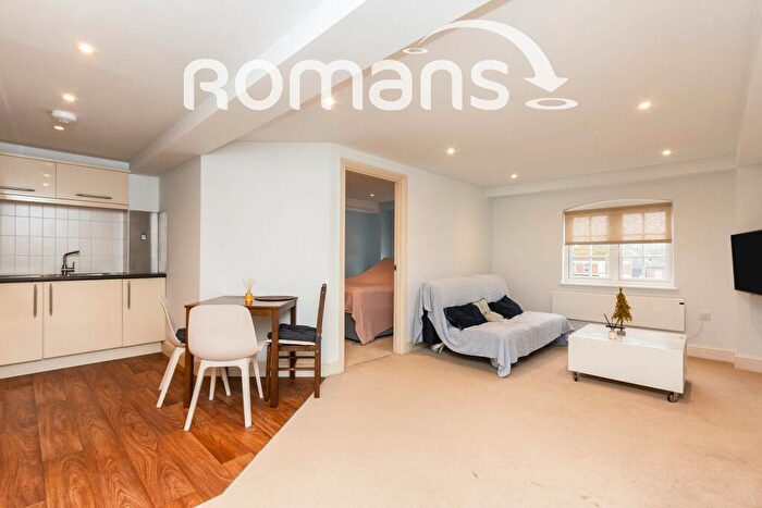 1 Bedroom Flat To Rent In Castle House, Farnham, GU9