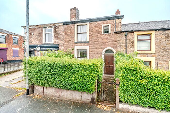 3 Bedroom Terraced House For Sale In Eaves Lane, Chorley, PR6