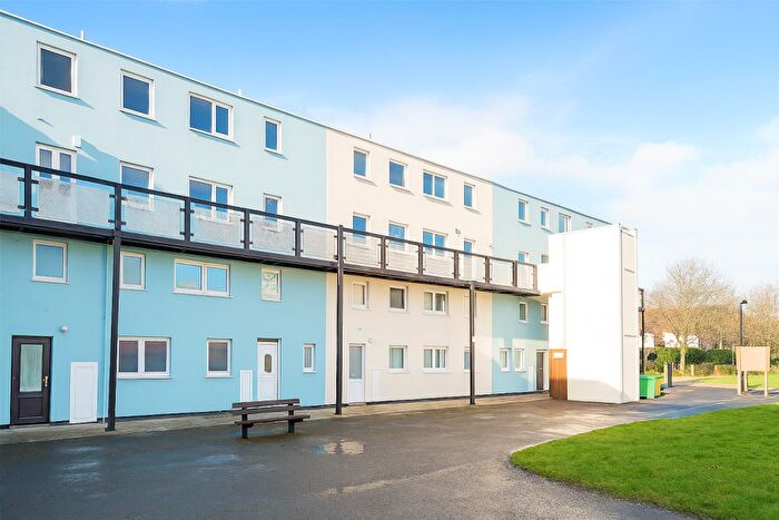 2 Bedroom Maisonette To Rent In Cornwell Close, Gosport, PO13