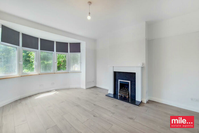 2 Bedroom Apartment To Rent In Wrottesley Road, London, NW10