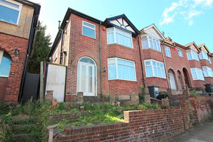 3 Bedroom Semi Detached House To Rent In Baker Street, Luton, Bedfordshire, LU1