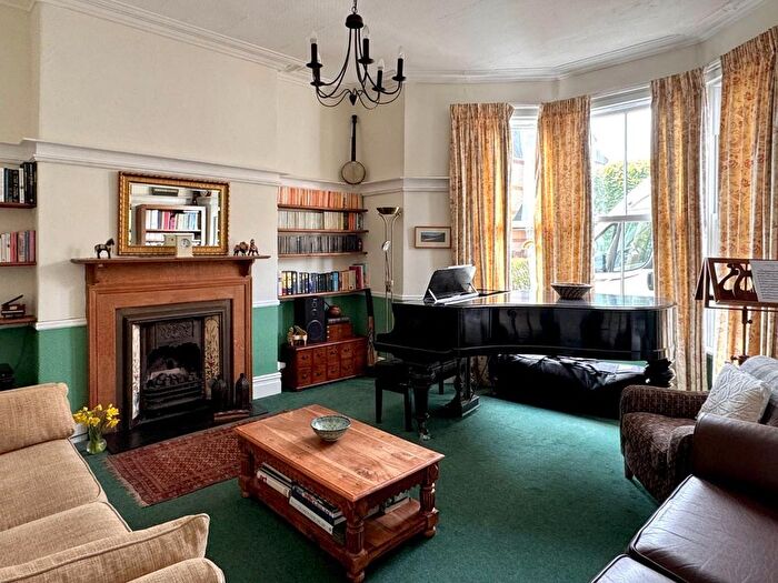 7 Bedroom Semi-detached House For Sale In Westbourne Road, Penarth, CF64
