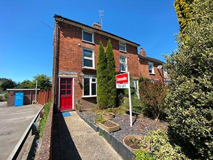 4 Bedroom End Of Terrace House To Rent In Walton Green, Aylesbury, HP21