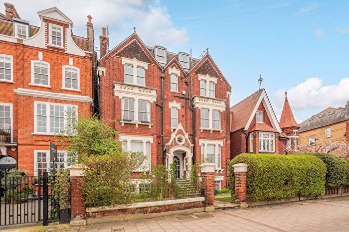 1 Bedroom Flat For Sale In Clapham Common Southside, Abbeville Village, London, SW4