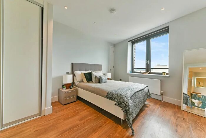 2 Bedroom Flat To Rent In Uncle Wembley, Park Lane, Wembley, HA9