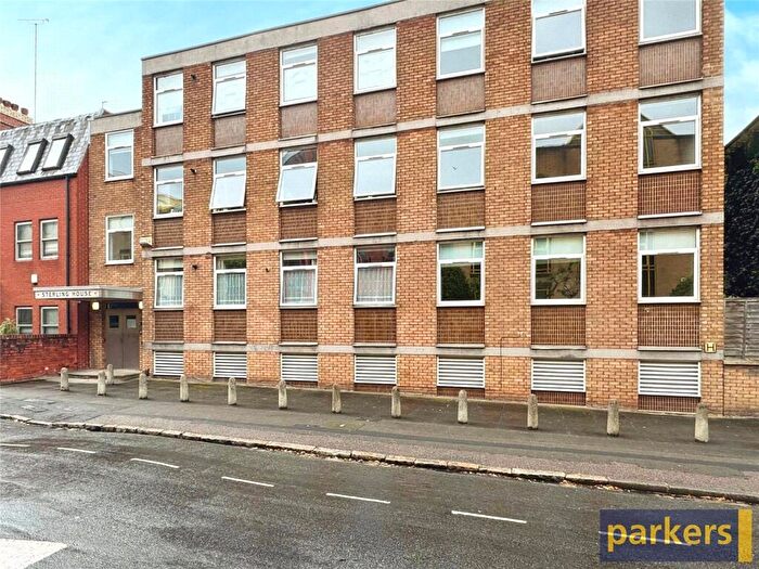 1 Bedroom Apartment To Rent In South Street, Reading, Berkshire, RG1