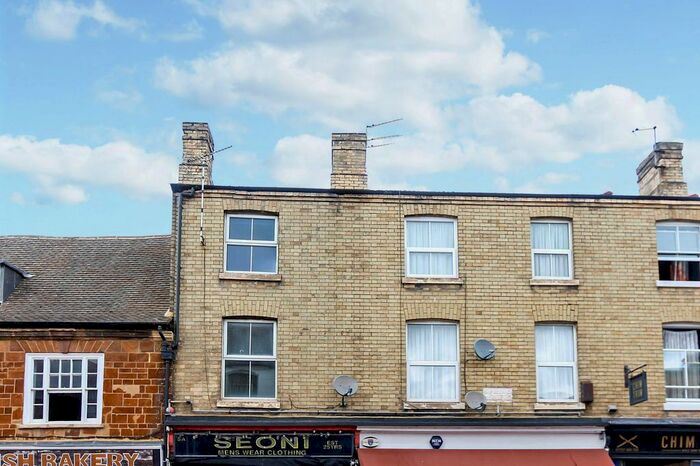 1 Bedroom Flat To Rent In Alma Street, Wellingborough, NN8