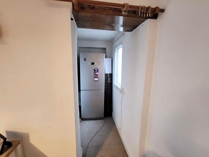 1 Bedroom Flat To Rent In High Street, Holt, NR25