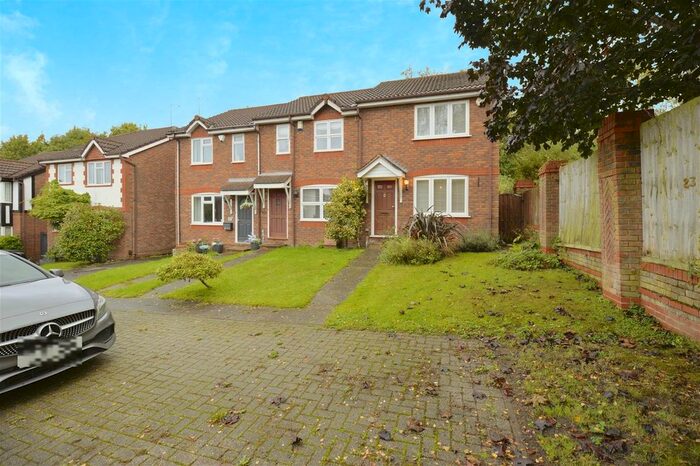 2 Bedroom End Of Terrace House To Rent In Plantagenet Park, Warfield, Bracknell, Berkshire, RG42