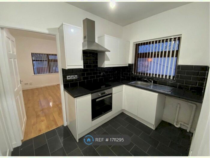 1 Bedroom Flat To Rent In Lomond Road, Liverpool, L7