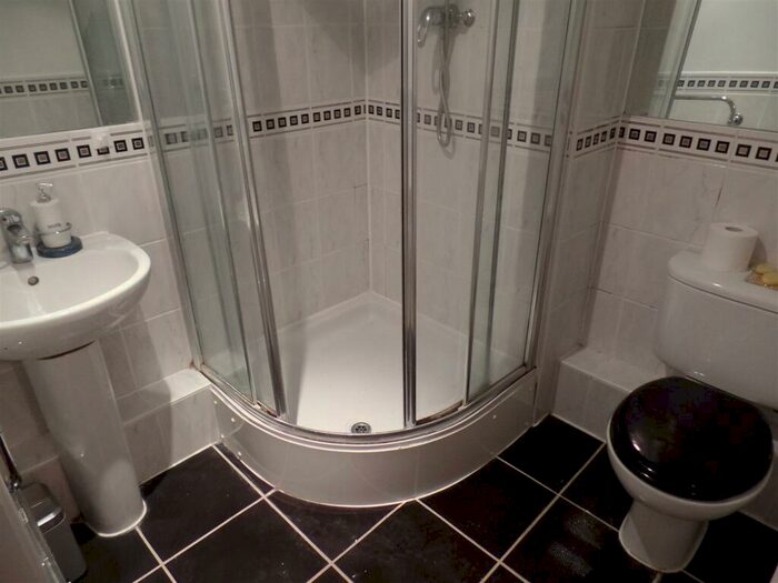 2 Bedroom Apartment To Rent In Triumph House, Manor House Drive, Cv Central, Coventry, CV1