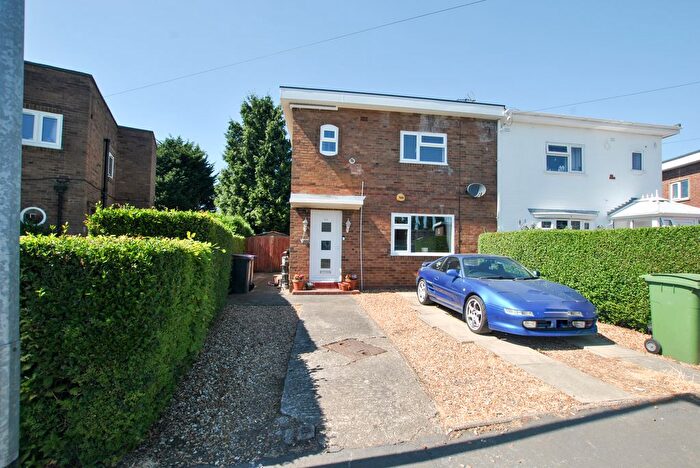 3 Bedroom Semi-Detached House For Sale In James Way, Donnington, Telford, Ax., TF2