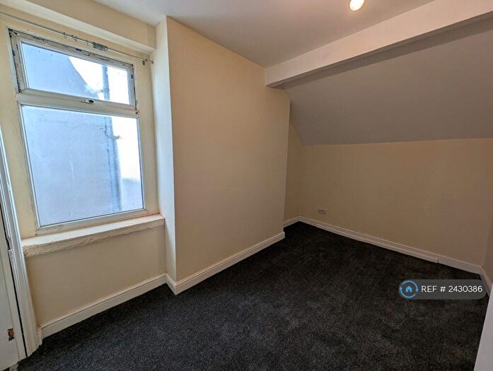 2 Bedroom Flat To Rent In Birchfield Road, Birmingham, B19