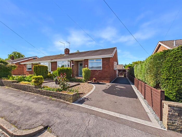 2 Bedroom Semi-Detached Bungalow For Sale In White Walk, Kirk Ella, HU10