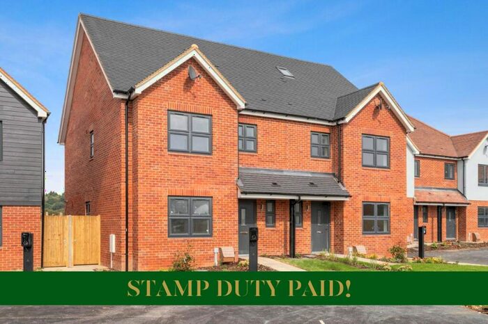 4 Bedroom Semi-Detached House For Sale In Plot Meadow View, Nazeing, EN9