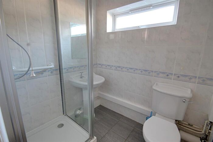 2 Bedroom Semi-Detached Bungalow For Sale In Brookside, Newent, GL18
