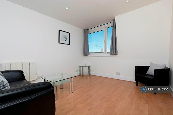 1 Bedroom Flat To Rent In Broomhill Road, Aberdeen, AB10