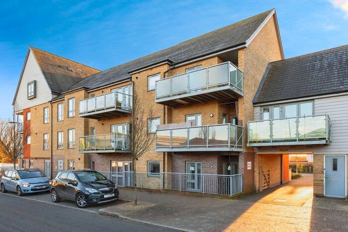 2 Bedroom Flat To Rent In Repton Avenue, Ashford, TN23