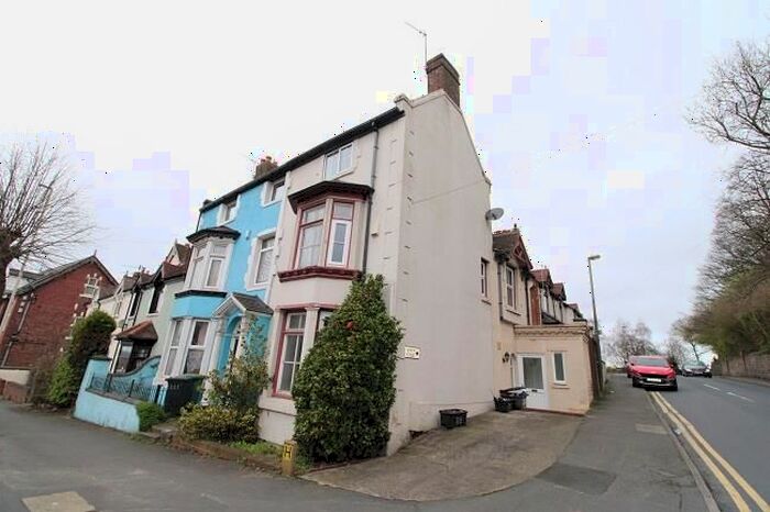 3 Bedroom End Of Terrace House To Rent In Church Street, Brierley Hill, DY5