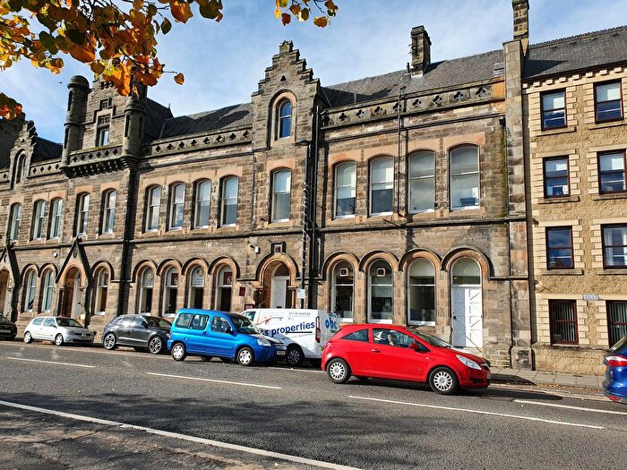 2 Bedroom Flat To Rent In B, Tay Street, Perth, Perth And Kinross, PH2