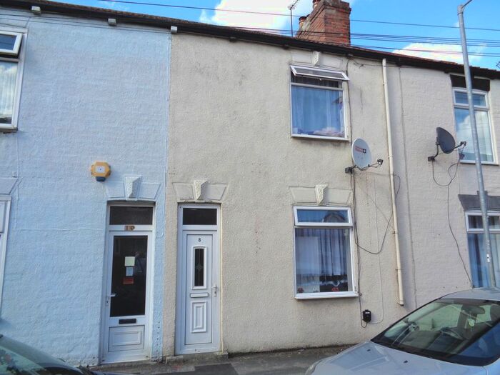 3 Bedroom Terraced House For Sale In Sharp Street, Hull, HU5