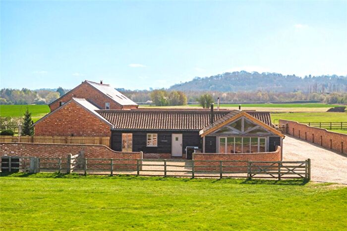 2 Bedroom Barn Conversion For Sale In Thrupp End, Station Road, Lidlington, Bedfordshire, MK43