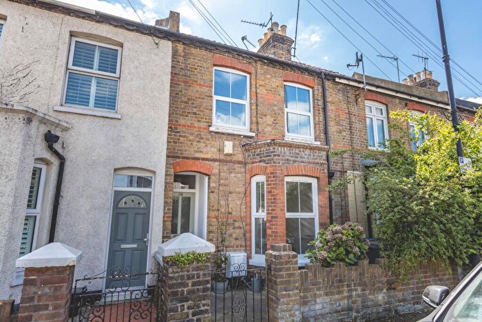1 Bedroom Ground Maisonette To Rent In Arthur Road, , Windsor, SL4