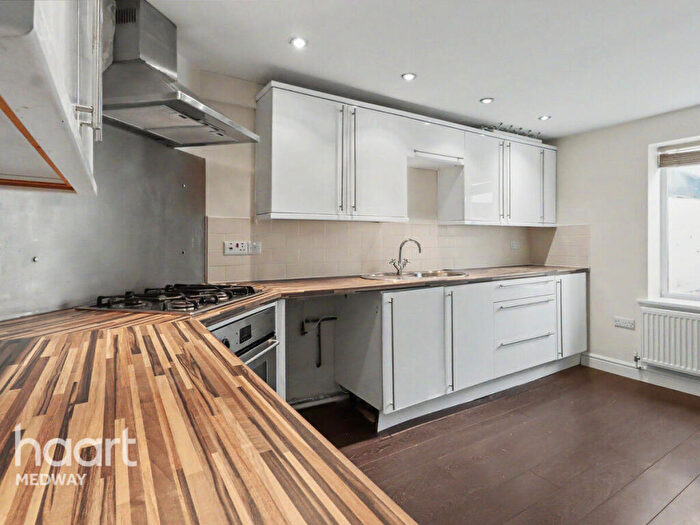 1 Bedroom End Of Terrace House To Rent In Belmont Road, Gillingham, ME7