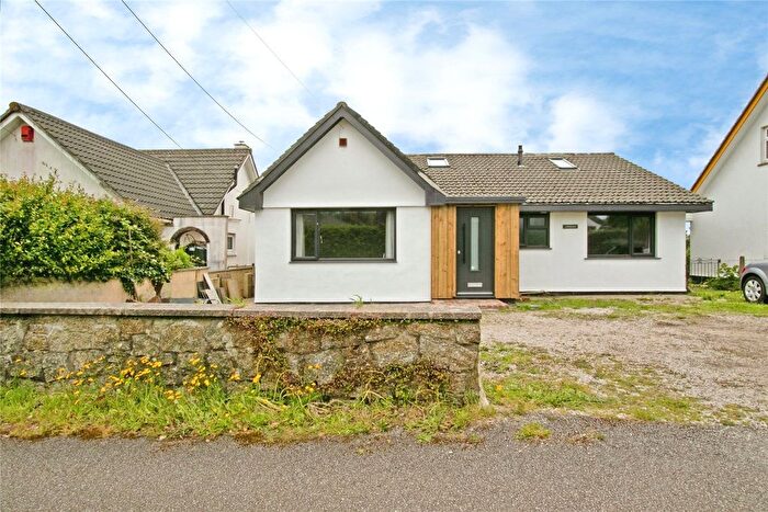 5 Bedroom Bungalow For Sale In Carne Close, Leedstown, Hayle, Cornwall, TR27