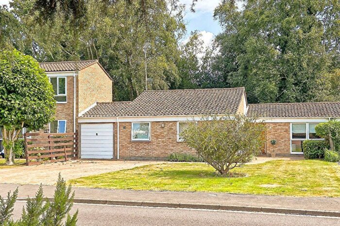 3 Bedroom Bungalow To Rent In Verran Road, Camberley, Surrey, GU15
