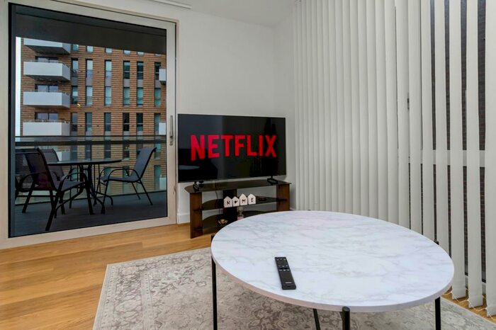 2 Bedroom Flat To Rent In Devons Road, London, E3