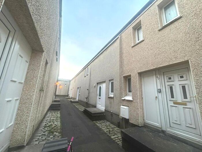 3 Bedroom Terraced House To Rent In Edmiston Drive, Linwood, PA3