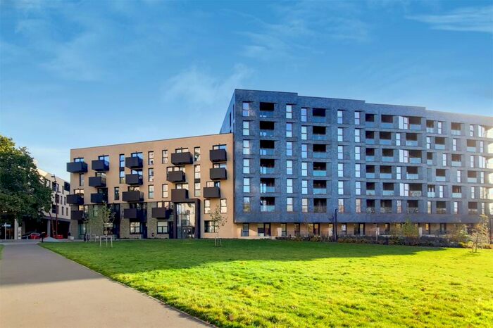 1 Bedroom Apartment To Rent In Burgess Springs, Chelmsford, CM1