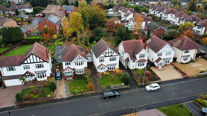 3 Bedroom Detached House To Rent In Whitehall Road, Pedmore, DY8